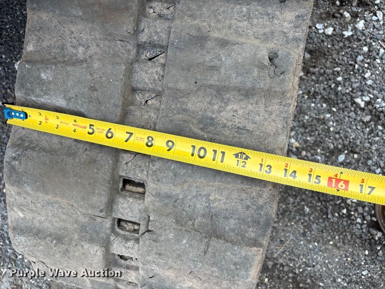 image for item ET8664 2013 Caterpillar 304E mini excavator