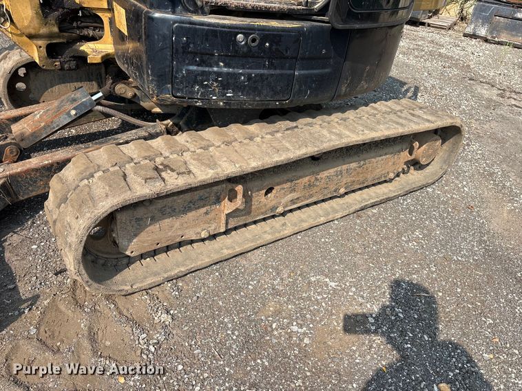 image for item ET8664 2013 Caterpillar 304E mini excavator
