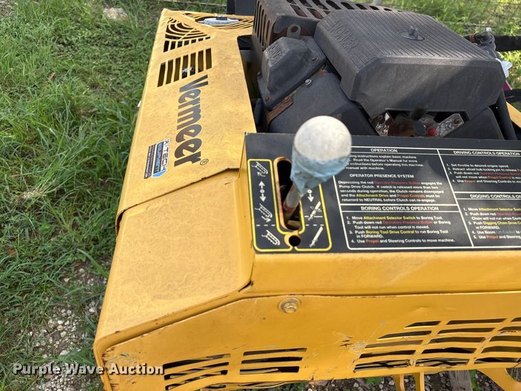 image for item EU0798 2006 Vermeer TR200 trencher