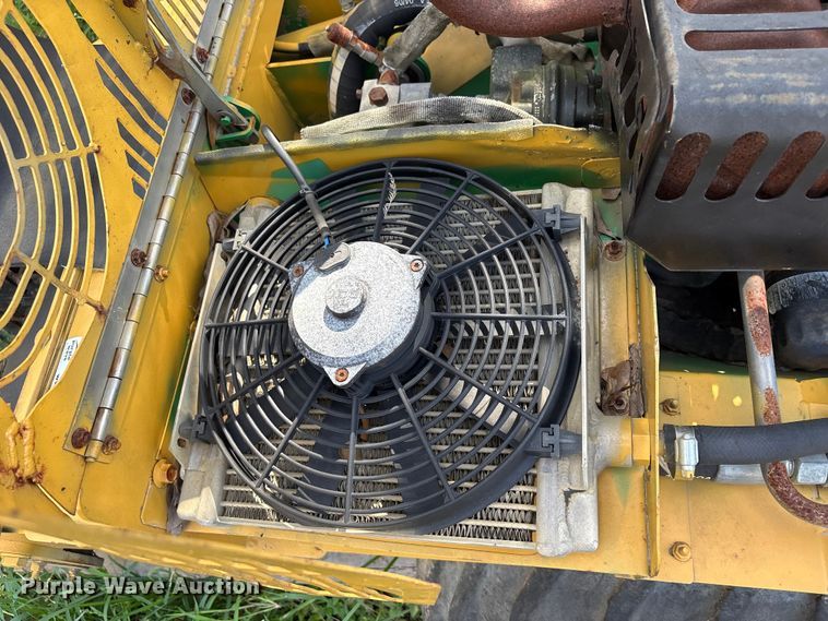 image for item EU0798 2006 Vermeer TR200 trencher