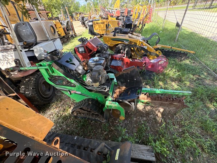 image for item EU0800 2015 Vermeer RTX100 trencher