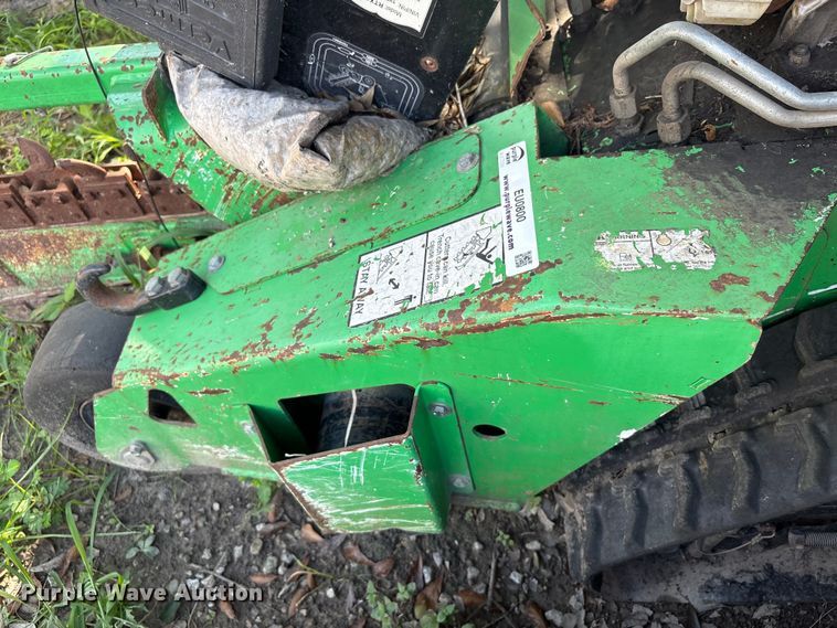image for item EU0800 2015 Vermeer RTX100 trencher