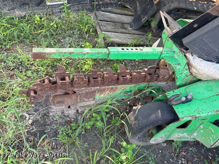 image for item EU0800 2015 Vermeer RTX100 trencher