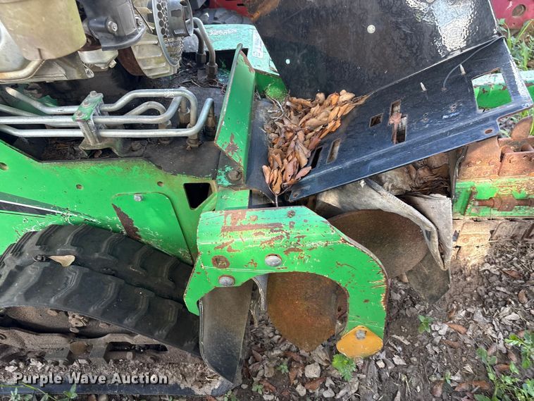 image for item EU0800 2015 Vermeer RTX100 trencher