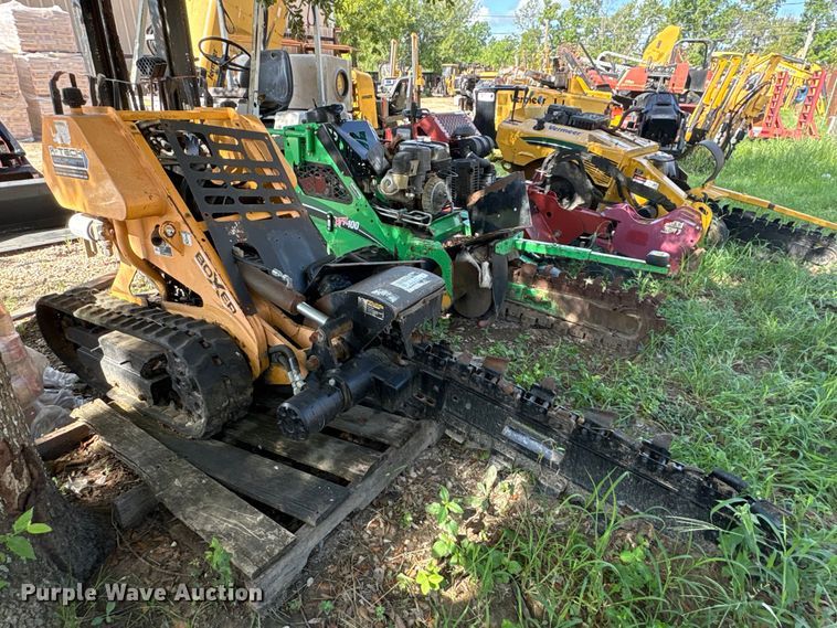 image for item EU0801 2008 Boxer 118 trencher