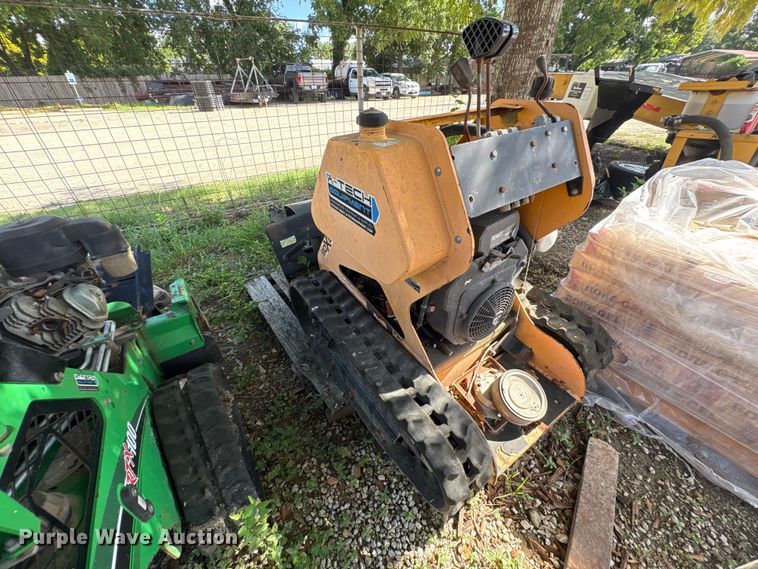 image for item EU0801 2008 Boxer 118 trencher