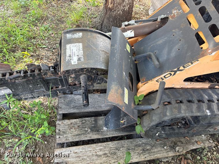 image for item EU0801 2008 Boxer 118 trencher