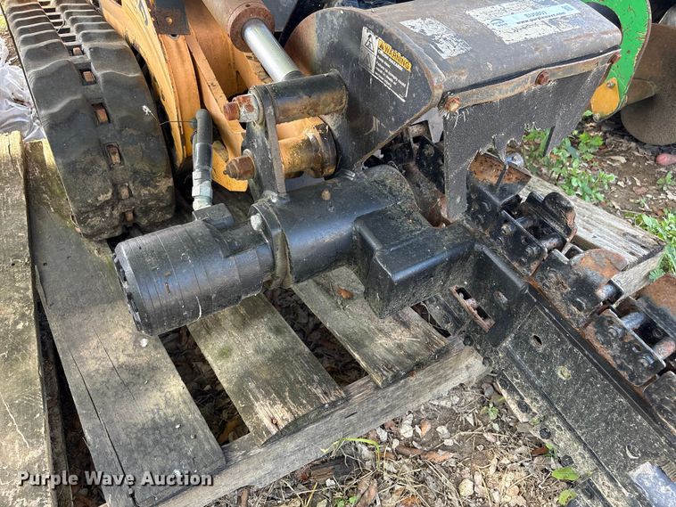image for item EU0801 2008 Boxer 118 trencher