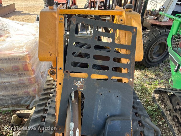 image for item EU0801 2008 Boxer 118 trencher