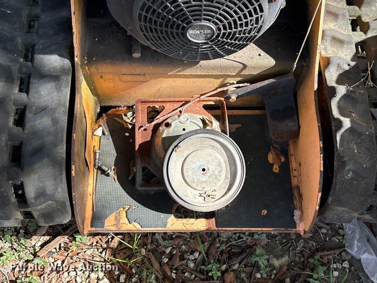 image for item EU0801 2008 Boxer 118 trencher