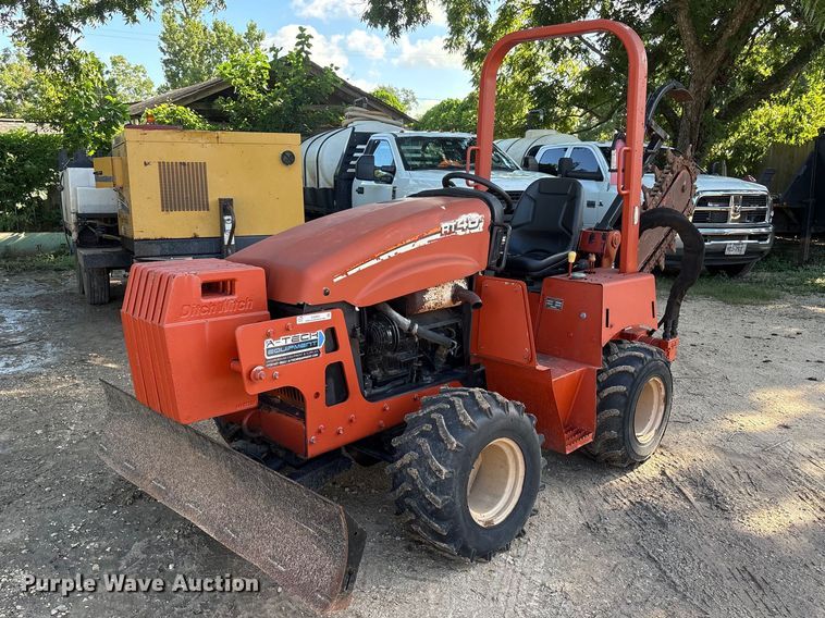 2004 Ditch Witch RT45 trencher