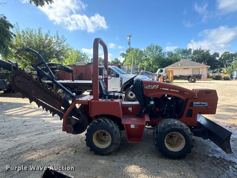 image for item EU0802 2004 Ditch Witch RT45 trencher