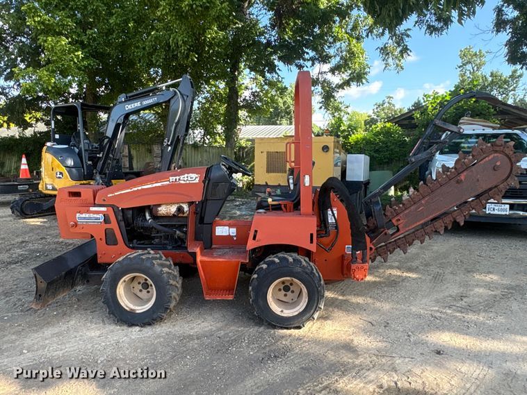 image for item EU0802 2004 Ditch Witch RT45 trencher