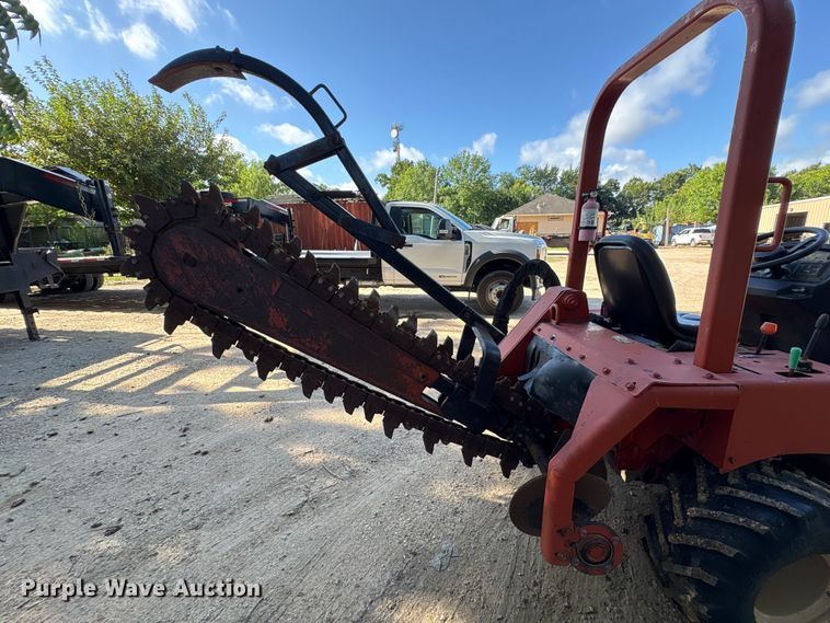 image for item EU0802 2004 Ditch Witch RT45 trencher