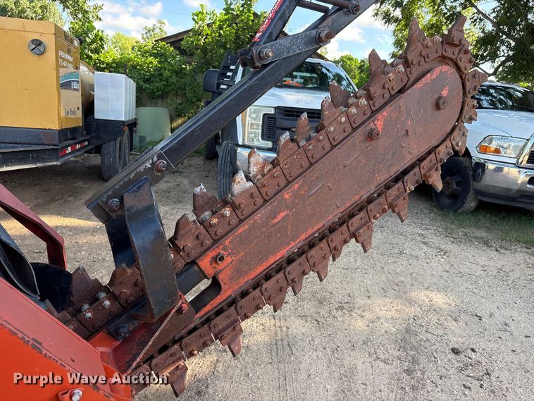 image for item EU0802 2004 Ditch Witch RT45 trencher