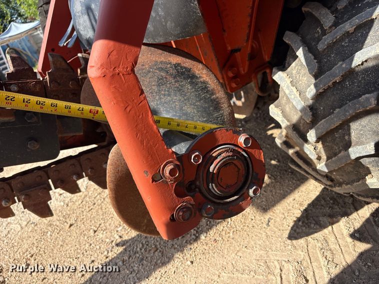 image for item EU0802 2004 Ditch Witch RT45 trencher
