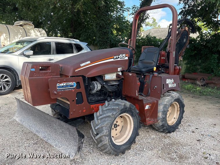 image for item EU0803 2000 Ditch Witch RT45 trencher
