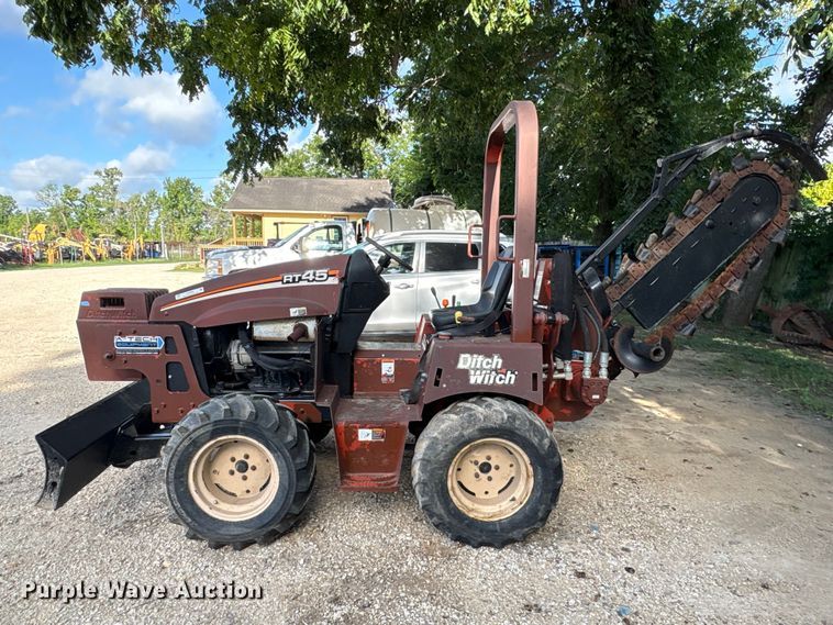 image for item EU0803 2000 Ditch Witch RT45 trencher