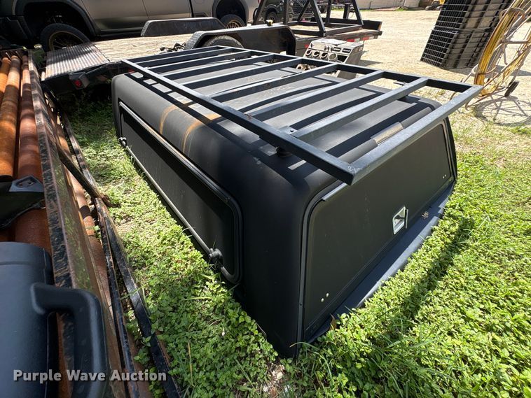 image for item EU0805 Pickup truck topper 