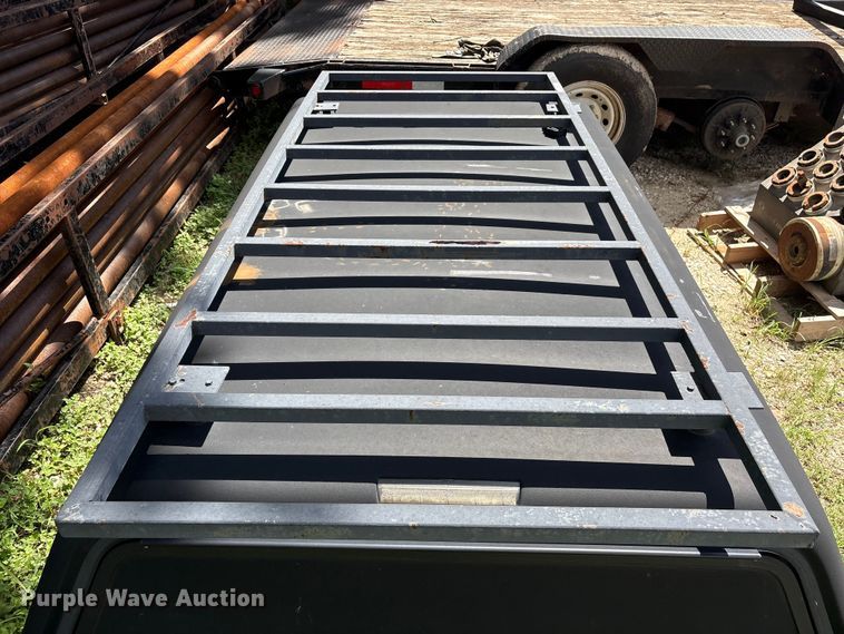 image for item EU0805 Pickup truck topper 