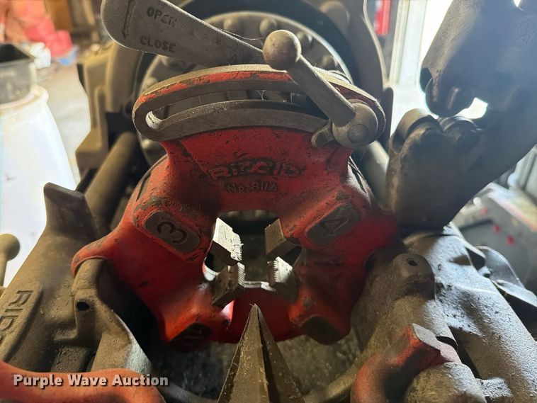 image for item EU5890 Ridgid 535 series pipe threader