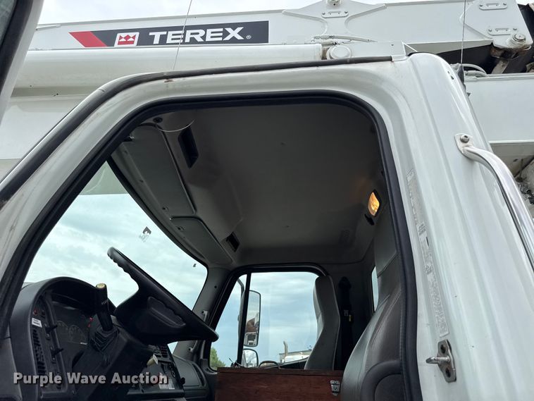 image for item EV6052 2014 Freightliner Business Class M2 bucket truck