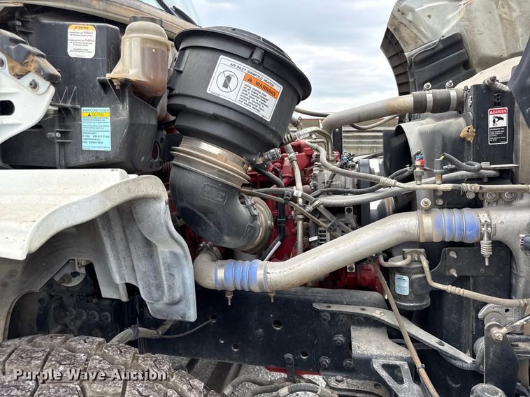 image for item EV6052 2014 Freightliner Business Class M2 bucket truck