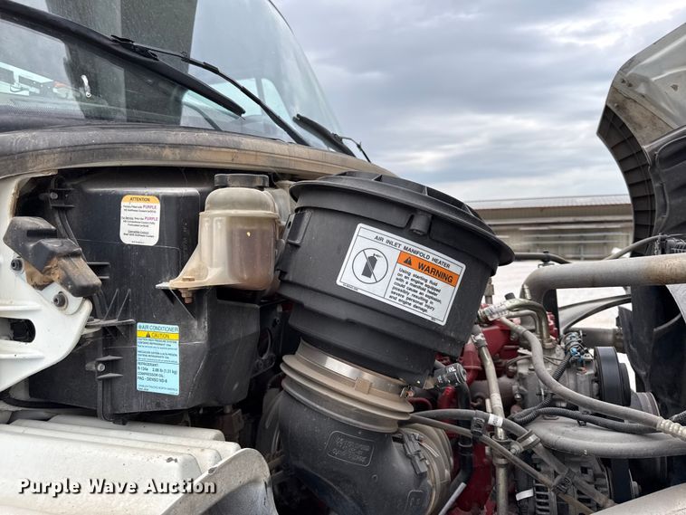 image for item EV6052 2014 Freightliner Business Class M2 bucket truck