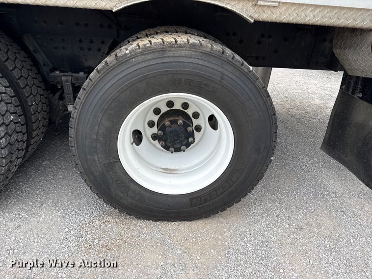 image for item EV6052 2014 Freightliner Business Class M2 bucket truck