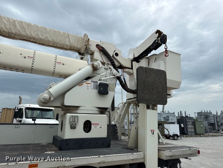 image for item EV6054 2014 Freightliner Business Class M2 bucket truck
