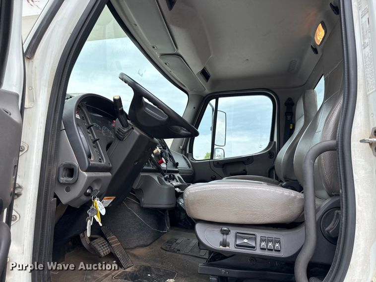 image for item EV6054 2014 Freightliner Business Class M2 bucket truck