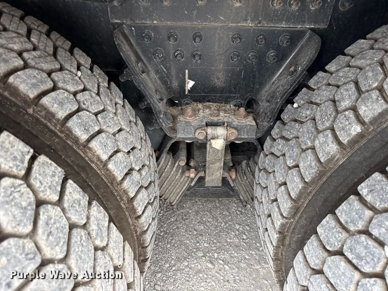 image for item EV6054 2014 Freightliner Business Class M2 bucket truck