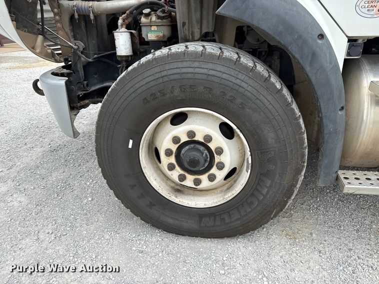 image for item EV6054 2014 Freightliner Business Class M2 bucket truck