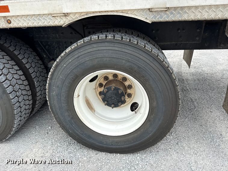 image for item EV6054 2014 Freightliner Business Class M2 bucket truck
