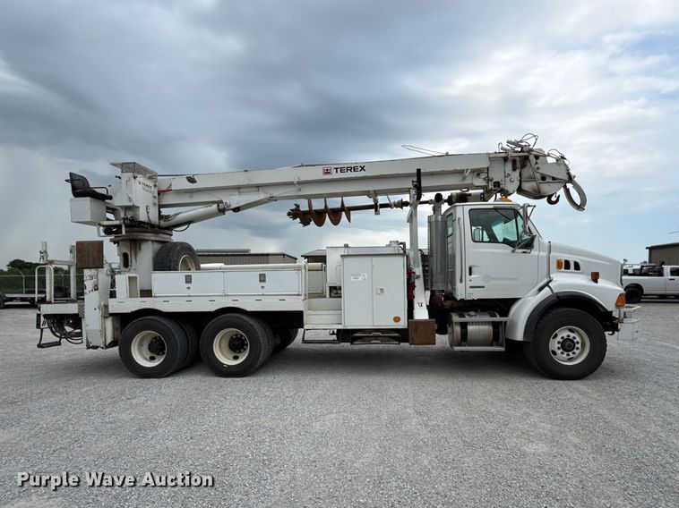 image for item EV6055 2007 Sterling L-Line digger derrick truck