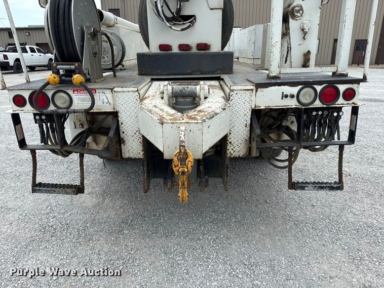 image for item EV6055 2007 Sterling L-Line digger derrick truck
