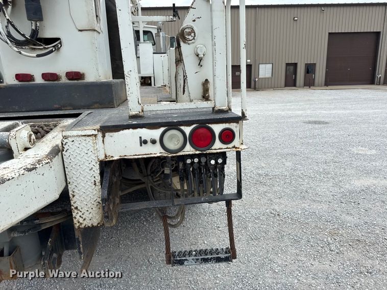 image for item EV6055 2007 Sterling L-Line digger derrick truck