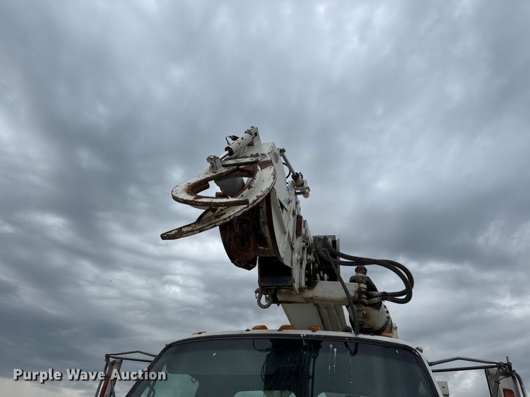 image for item EV6055 2007 Sterling L-Line digger derrick truck
