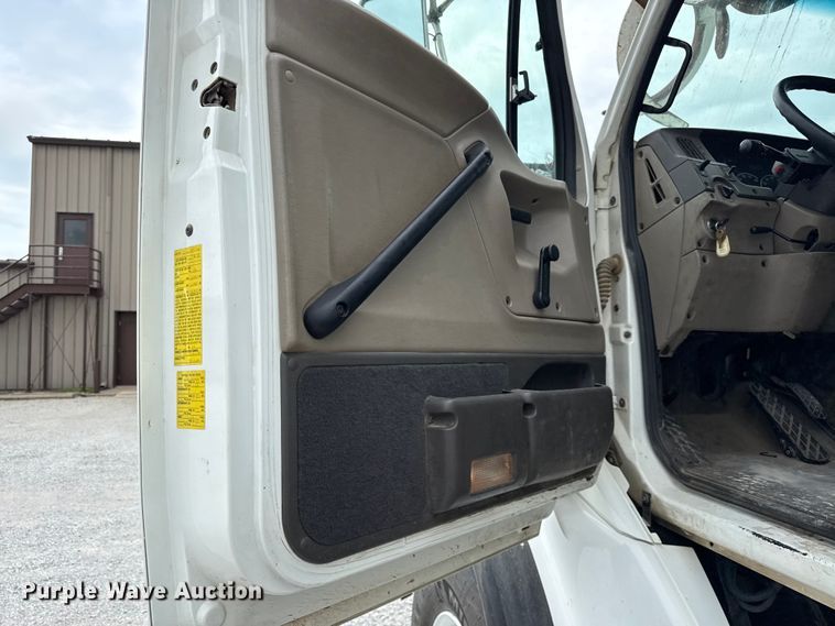 image for item EV6055 2007 Sterling L-Line digger derrick truck