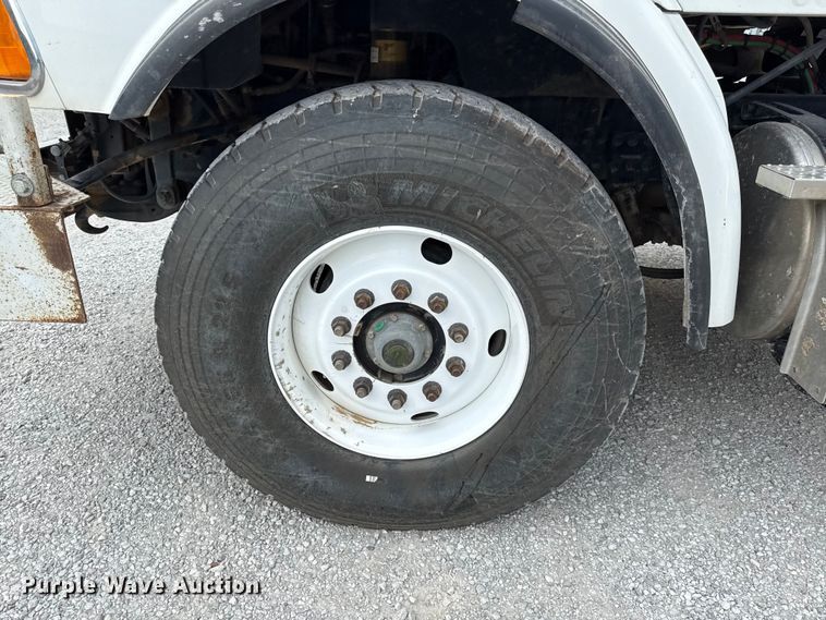 image for item EV6055 2007 Sterling L-Line digger derrick truck