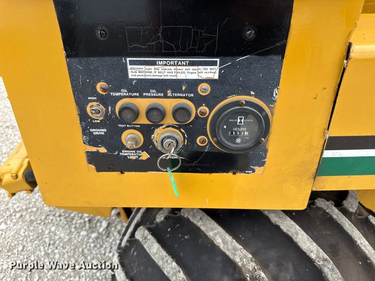 image for item EV6076 1996 Vermeer LM-42 trencher
