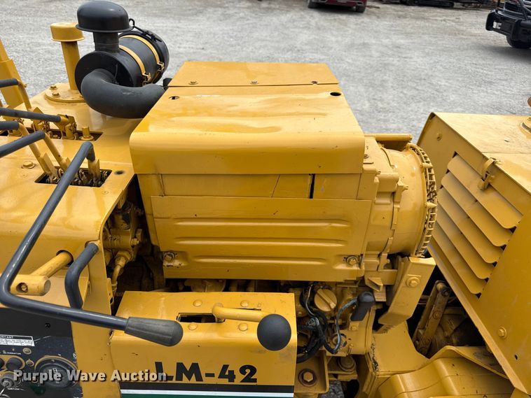 image for item EV6076 1996 Vermeer LM-42 trencher
