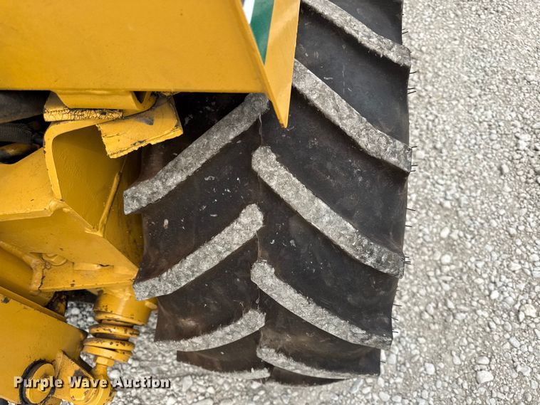 image for item EV6076 1996 Vermeer LM-42 trencher