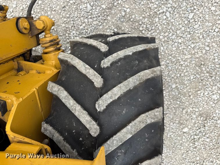 image for item EV6076 1996 Vermeer LM-42 trencher
