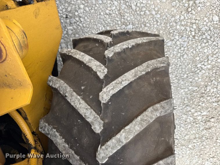 image for item EV6076 1996 Vermeer LM-42 trencher