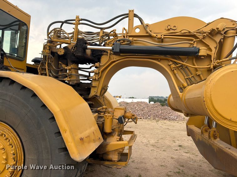 image for item EW2169 1998 Caterpillar 627F scraper