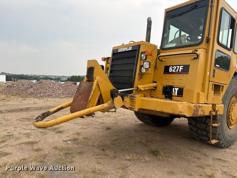 image for item EW2169 1998 Caterpillar 627F scraper