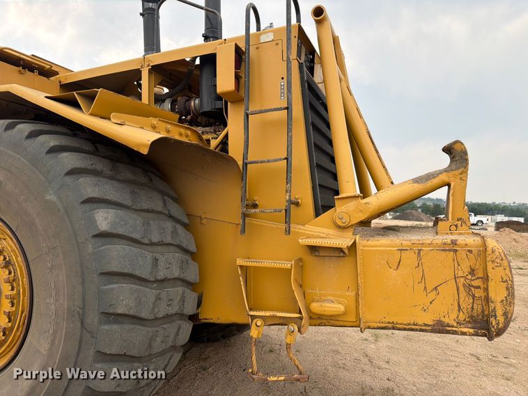 image for item EW2169 1998 Caterpillar 627F scraper