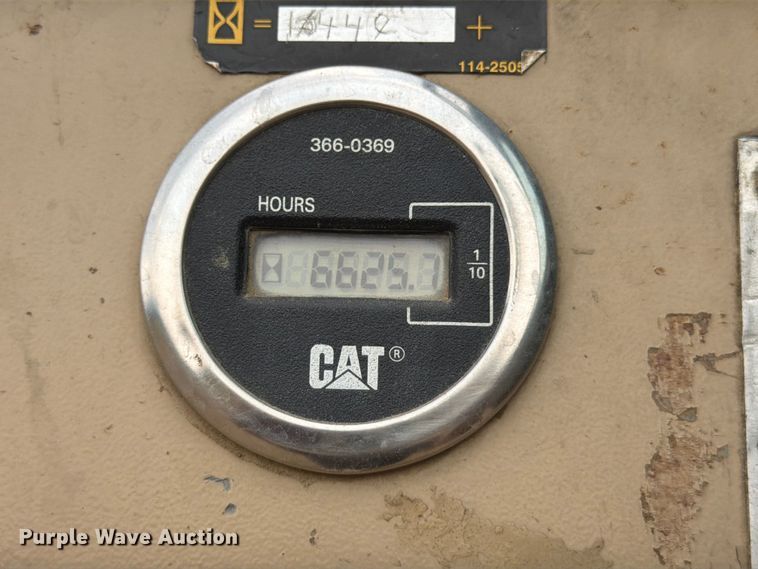 image for item EW2169 1998 Caterpillar 627F scraper