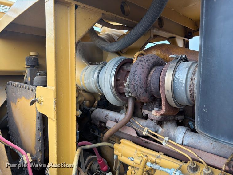 image for item EW2169 1998 Caterpillar 627F scraper